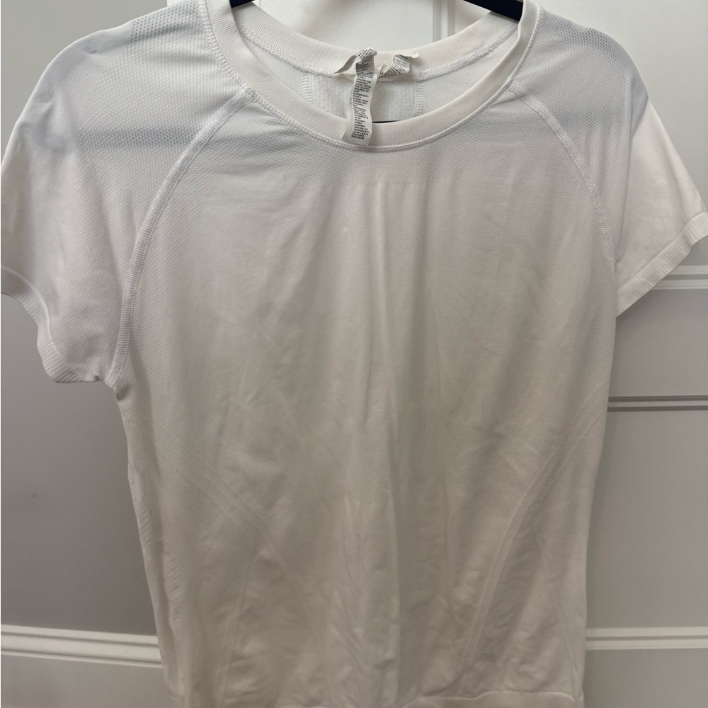 Athleta White Short Sleeve Tee